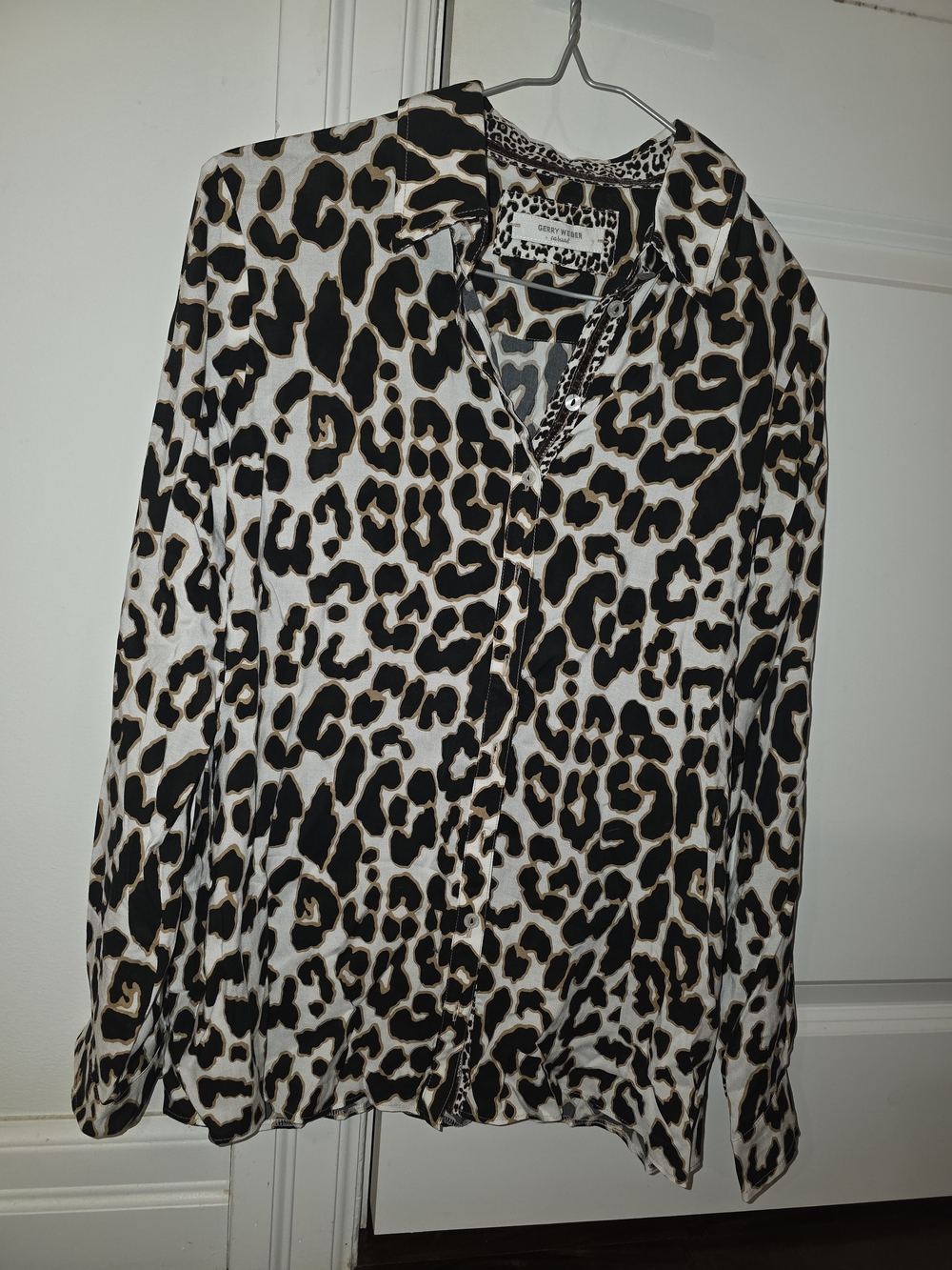 Gerry Weber Linen Leopard Print Button-Down Blouse